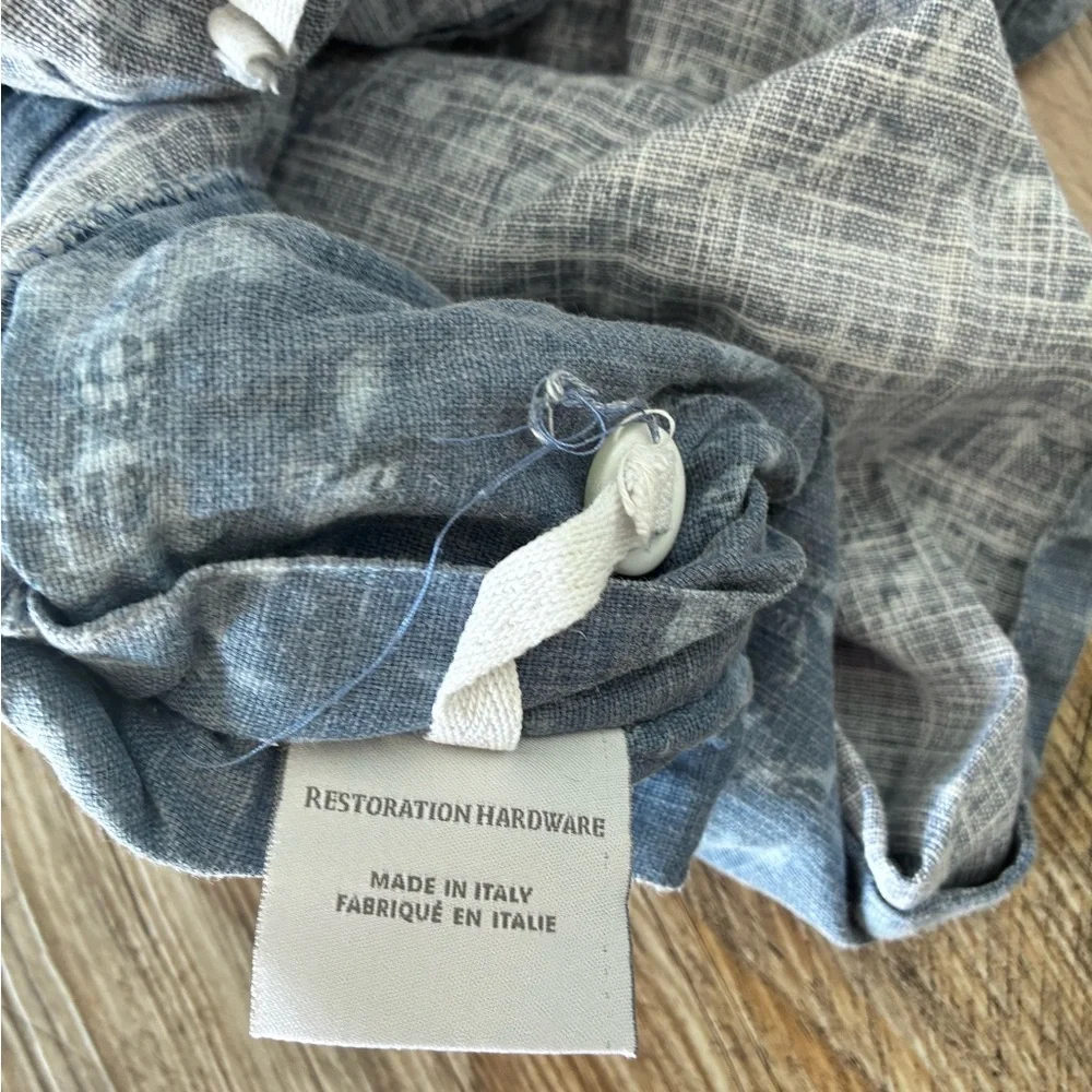Restoration Hardware Italian Cotton Twin Duvet Cover Set – Blue Trellis